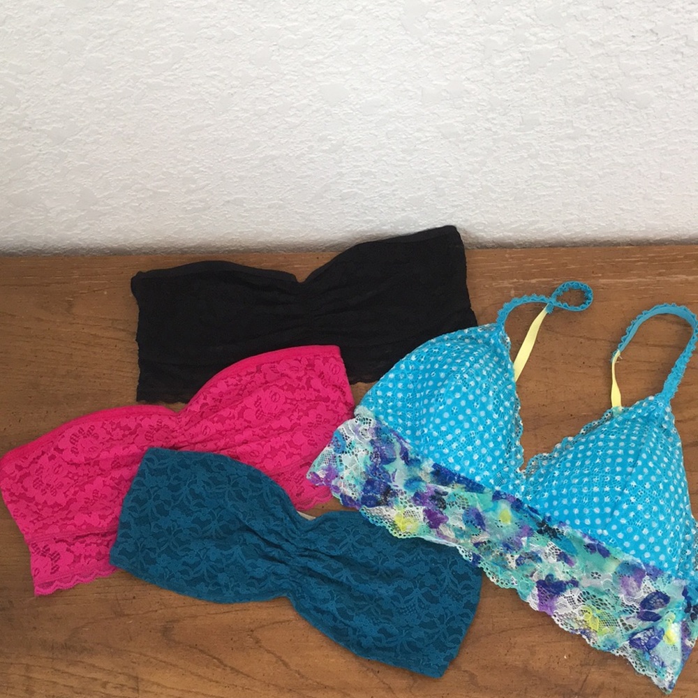 Lot of 3 lace bandeaus + 1 bralette